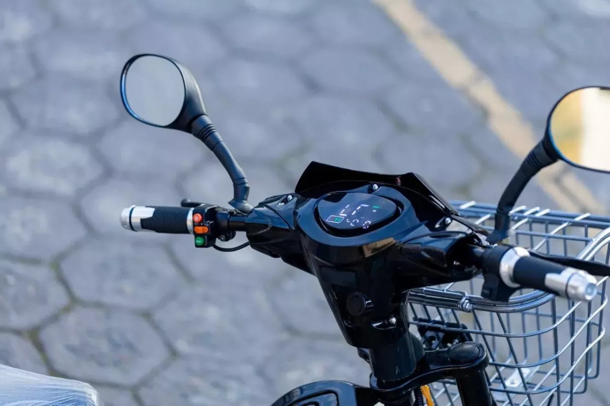 Scooter Eletrica Efun Pantaneira 800W 48V Pto